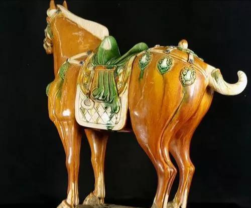 唐三彩是什么技术