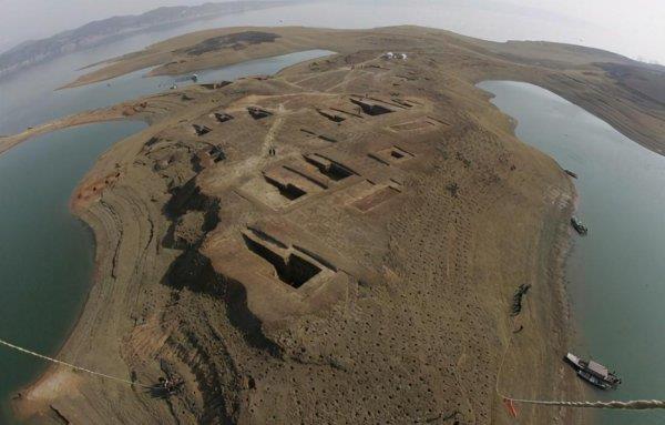 抚仙湖在哪地区