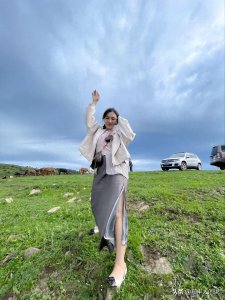 ​巨兴茂的妻子是谁（巨兴茂娇妻孟佳欣的身份曝光）