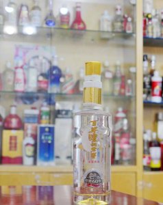 ​沪州老窖臻传9价格(泸州老窖臻9传52度多少钱)