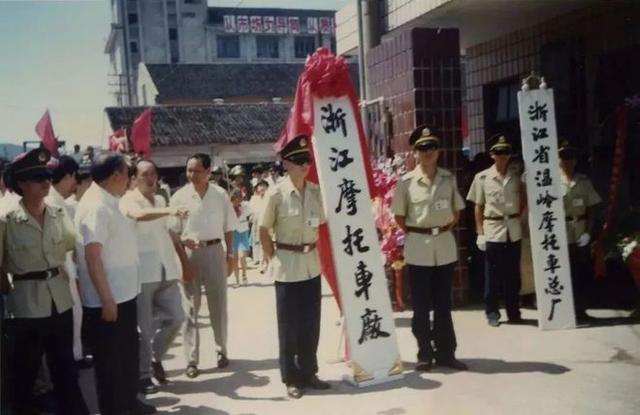 摩托英豪 钱江摩托之这钱江250真拉风-