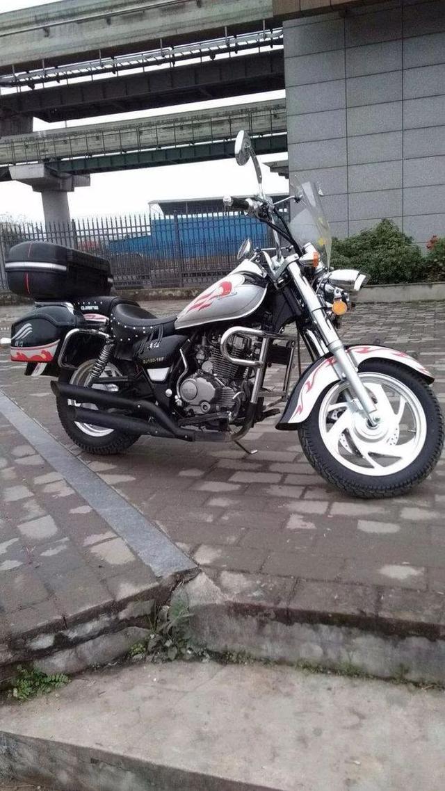 摩托英豪 钱江摩托之这钱江250真拉风-