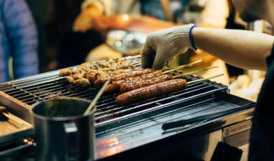 ​每天1根烤肠，身体会发生什么变化？2块钱一根的烤肠能吃吗？