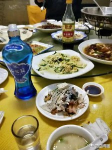 ​德惠大曲龙瓶多少钱(96年德惠大曲价格)