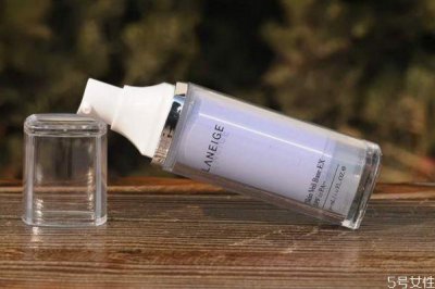 ​隔离霜的保质期是多久 隔离霜开了多久要用完