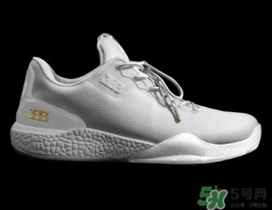 ​big baller brand zo2独立日配色多少钱？球哥签名鞋官网价格