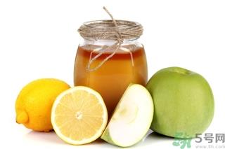 苹果和蜂蜜可以一起吃吗？苹果和蜂蜜可以榨汁吗？