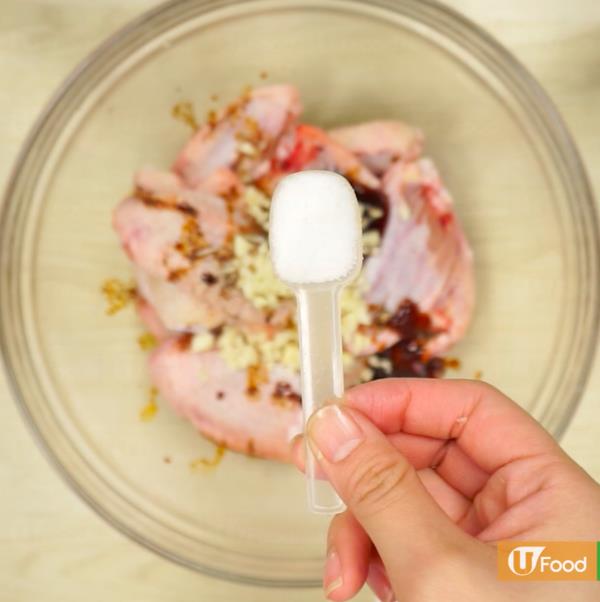 鸡翅的做法大全家常 3款简易鸡翼食谱 鸡翅的做法大全家常 3款简易鸡翼食谱