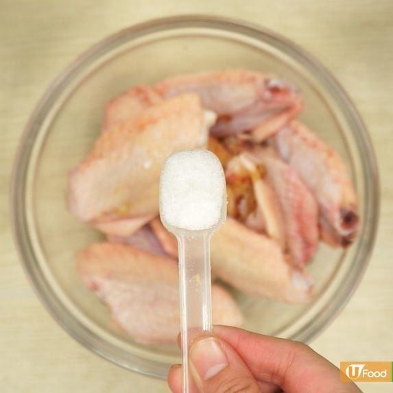 鸡翅的做法大全家常 3款简易鸡翼食谱 鸡翅的做法大全家常 3款简易鸡翼食谱