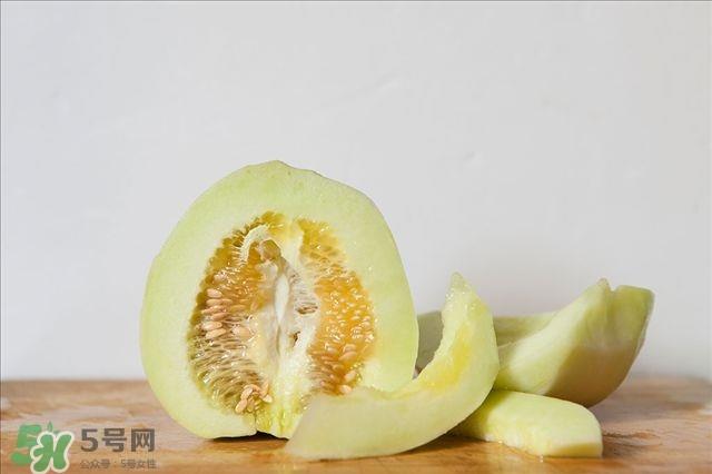 香瓜的功效与作用及禁忌 香瓜的功效与作用及食用方法