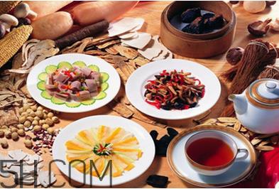 秋天犯困头晕怎么办？秋天吃什么补身体？