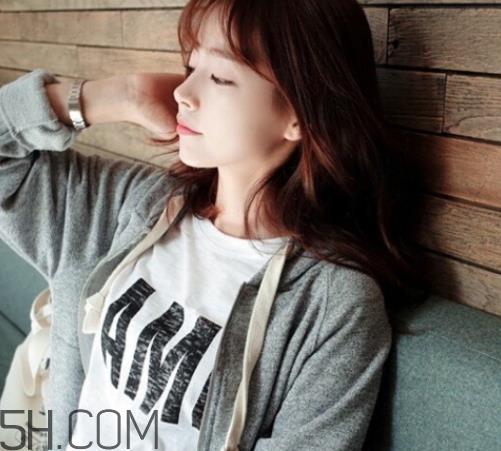 女生说做朋友还追不追？女生说做朋友是拒绝还是考验？