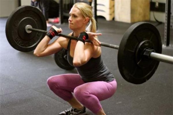 股四头肌包括哪四块 股四头肌锻炼方法