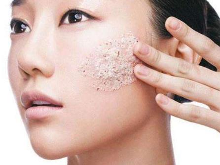 牙刷能去面部角质吗 牙刷去角质的方法