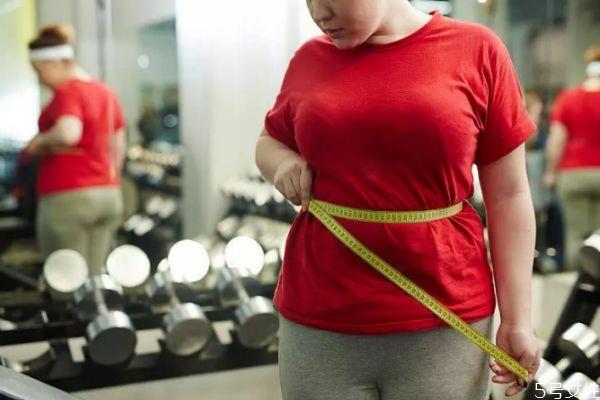 冬天体重为什么比较重 冬天体重增加多少正常