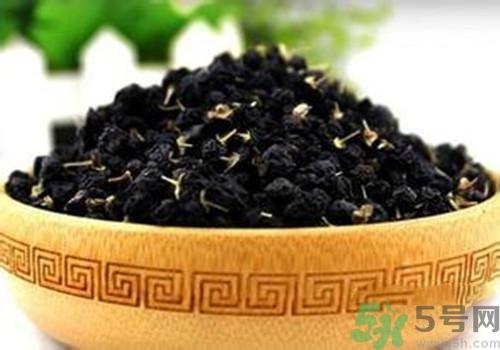 吃黑枸杞有什么好处?吃黑枸杞有什么坏处? 吃黑枸杞有什么好处?吃黑枸杞有什么坏处?