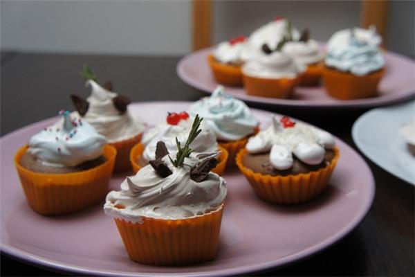 什么食物对皮肤不好 盘点4大对皮肤不好的食物 什么食物对皮肤不好 盘点4大对皮肤不好的食物