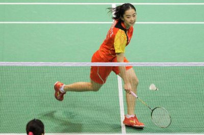 ​打羽毛球能长高吗 打羽毛球的正确姿势和动作