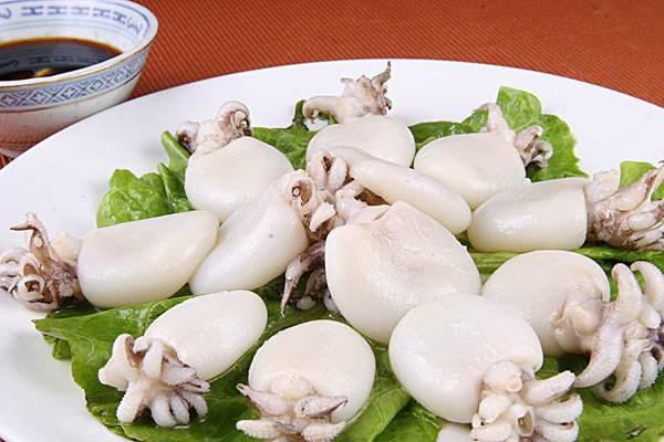 墨鱼的功效和作用 墨鱼和什么一起煲汤最好 墨鱼的功效和作用 墨鱼和什么一起煲汤最好