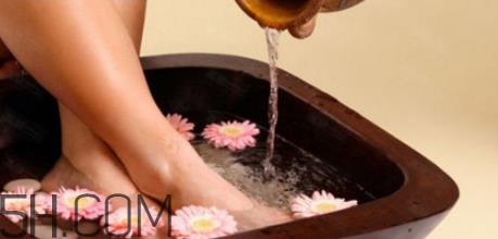 练瑜伽穿什么好?练瑜伽后可以泡脚吗? 练瑜伽穿什么好?练瑜伽后可以泡脚吗?