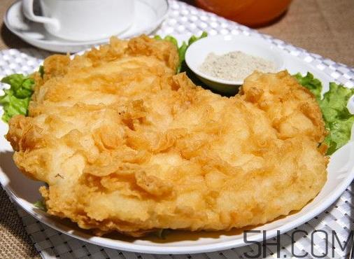 炸鸡排用什么粉比较脆？炸鸡排用什么裹粉最好？