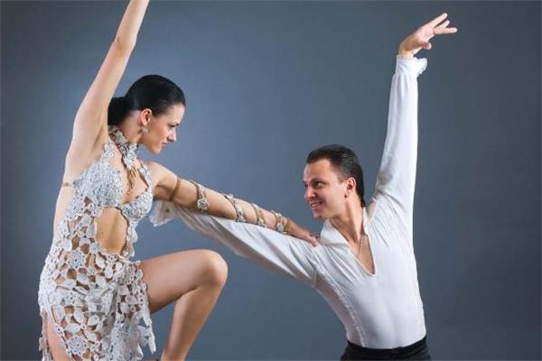 拉丁舞是哪个国家的 不同舞种起源地不同 拉丁舞是哪个国家的 不同舞种起源地不同