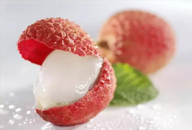 荔枝肉热量高吗 吃荔枝肉会胖吗 荔枝肉热量高吗 吃荔枝肉会胖吗