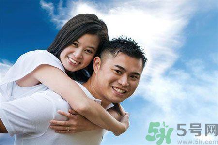 夫妻为钱伤了感情怎么办?化解夫妻吵架的有效方法 夫妻为钱伤了感情怎么办?化解夫妻吵架的有效方法