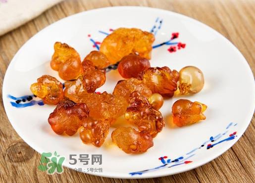 桃胶适合什么人吃？吃桃胶会上火吗？