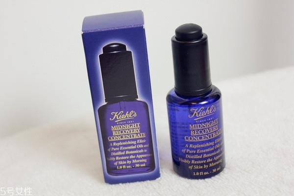 维生素精华怎么用 尽量在夜晚用