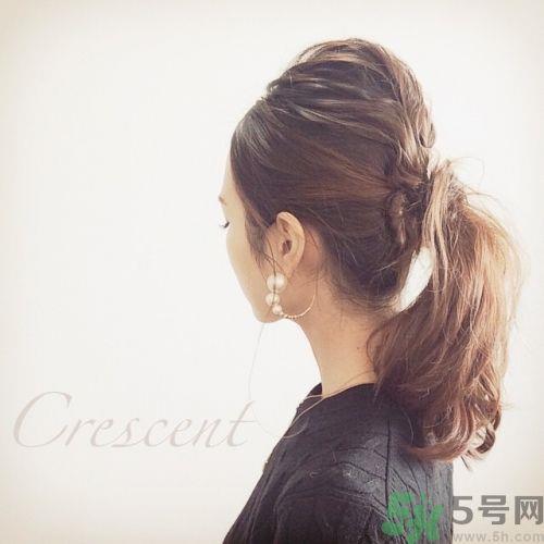 女士蓬松发型推荐