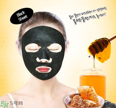 春雨黑面膜能天天用吗?春雨黑蜂蜜面膜掉色精华液是黑色吗? 春雨黑面膜能天天用吗?春雨黑蜂蜜面膜掉色精华液是黑色吗?
