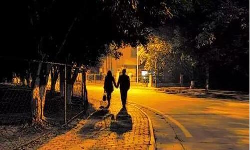 怎么跟女生表白容易成功的正确套路