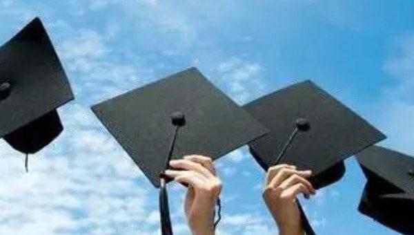 生活高考满分多少,高考满分750分的是谁 3