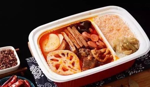 生活12306回应高铁上能否吃自热火锅，哪些东西不能带上高铁？  2