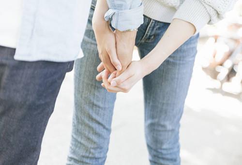 在积目上聊天，女生心里想什么？聊什么话题？