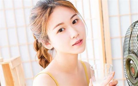 女朋友生气了怎么死皮赖脸哄