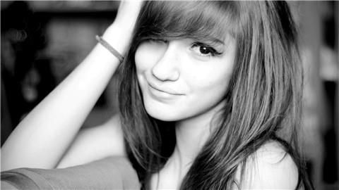 网上聊天怎么找话题 了解对方的兴趣爱好