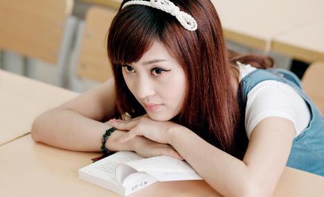 女生说胃疼怎么回复一