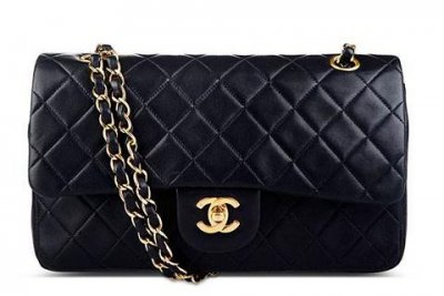 ​女孩子喜欢什么礼物？4种礼物博美人一笑