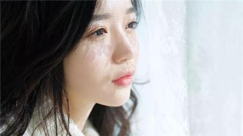 见面后的距离接触