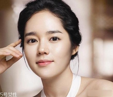 高光用在化妆的哪一步 不会化妆的妹子新手教程分享