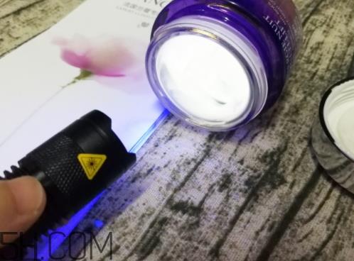 兰蔻晚霜适合什么肤质?兰蔻晚霜适合敏感肌吗? 兰蔻晚霜适合什么肤质?兰蔻晚霜适合敏感肌吗?