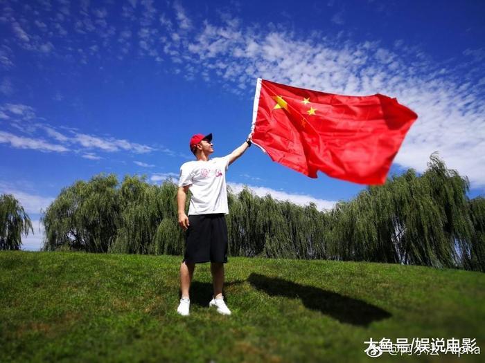 童星阿尔法“秃然长大”引热议, 回应求生发方法, 网友暖心安慰