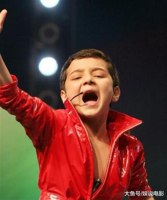 童星阿尔法“秃然长大”引热议, 回应求生发方法, 网友暖心安慰