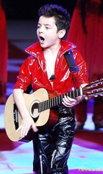 童星阿尔法“秃然长大”引热议, 回应求生发方法, 网友暖心安慰