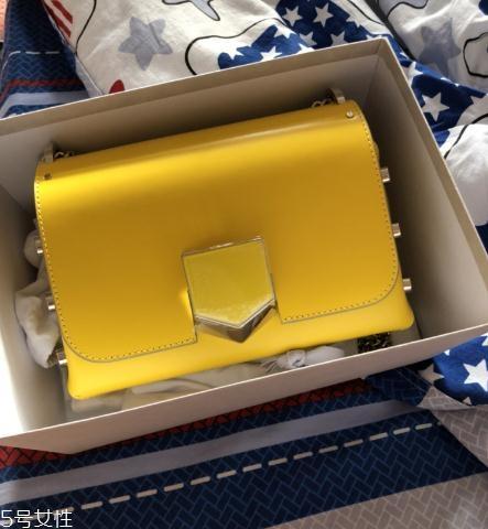 jimmy choo包包质量好吗？你和女神之间就差这个包