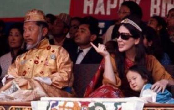 为什么锡金提出加入中国，中国不同意还让印度吞并？