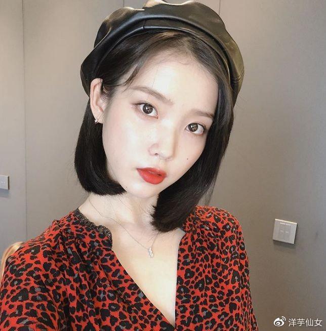 IU德鲁纳酒店发型盘点，韩妞都指定软萌胎毛浏海＋高冷微波卷