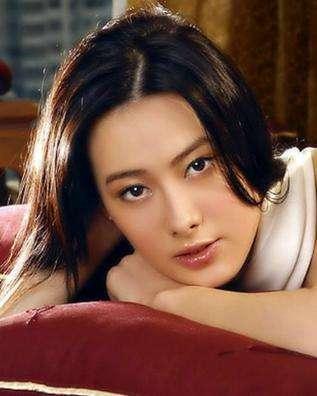 为何梁洛施连生三子都无缘豪门，郭嘉文却与李泽楷好事将近